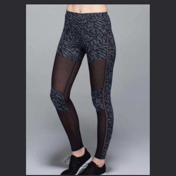 NWOT Lululemon Hot To Street Pant Size 4 - Picture 2 of 16